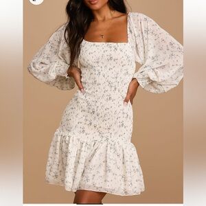 Lulu’s Va Va Bloom Floral Print Smocked Long Sleeve Mini Dress